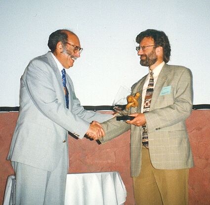 Dr. Hans van der Sloot receives the second ISCOWA Award at Wascon 1997